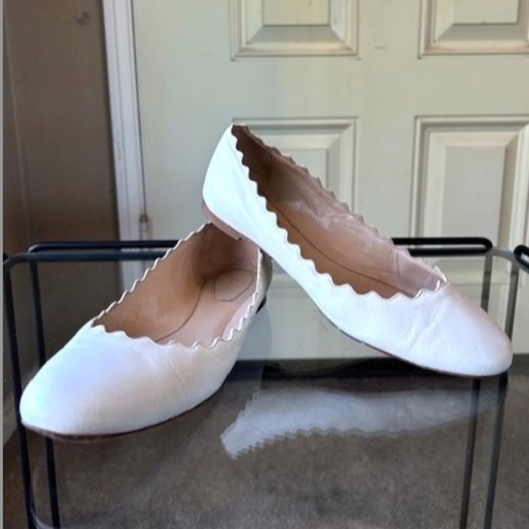 CHLOE Lauren Scalloped Leather Ballet Flats in White EUC/sz 6 - Picture 3 of 15